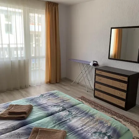 Apartment Aleksandria Apartments *